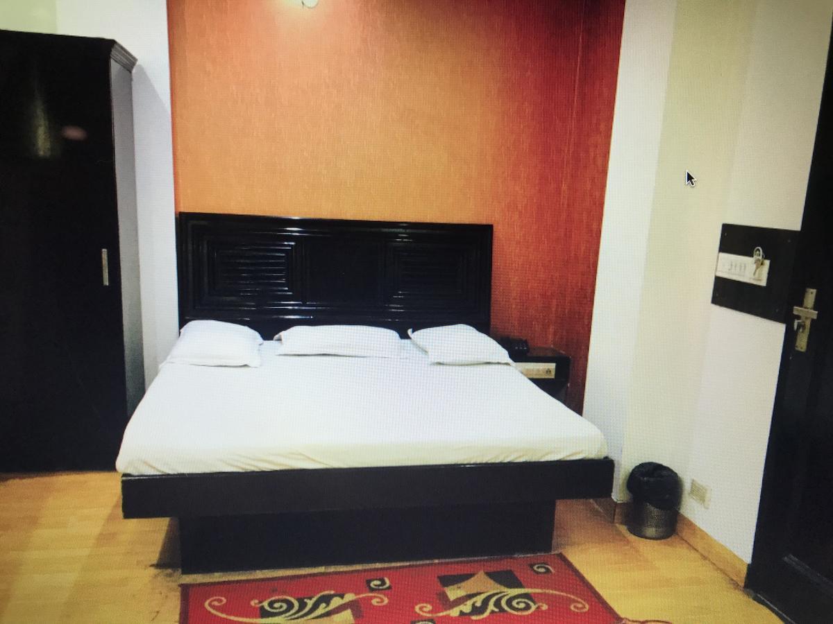 Dwarkadhish Intercontinental