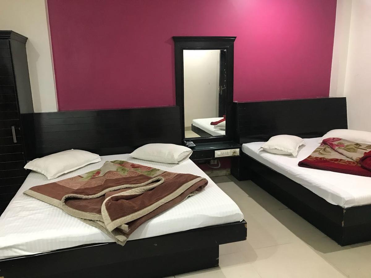 Dwarkadhish Intercontinental Hotel